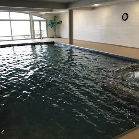 4 Pers. Avec Terrasse - Piscine, Fitness, Proche Pistes - - Fr-1-404-239 *